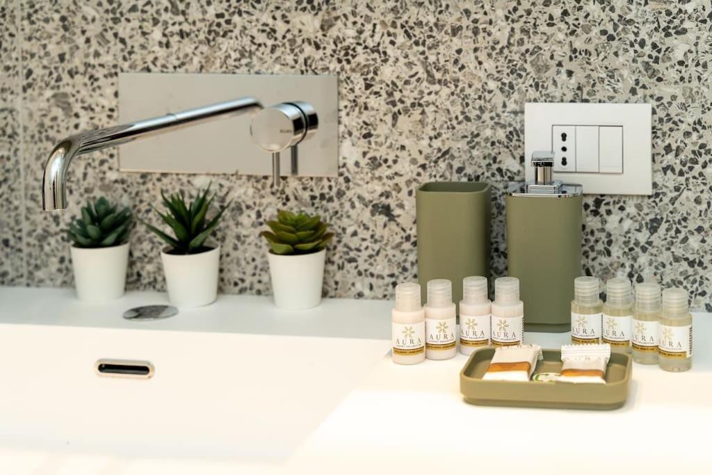 Apartament Elegante Loft A 200 A Metri Dal Duomo Como Zewnętrze zdjęcie