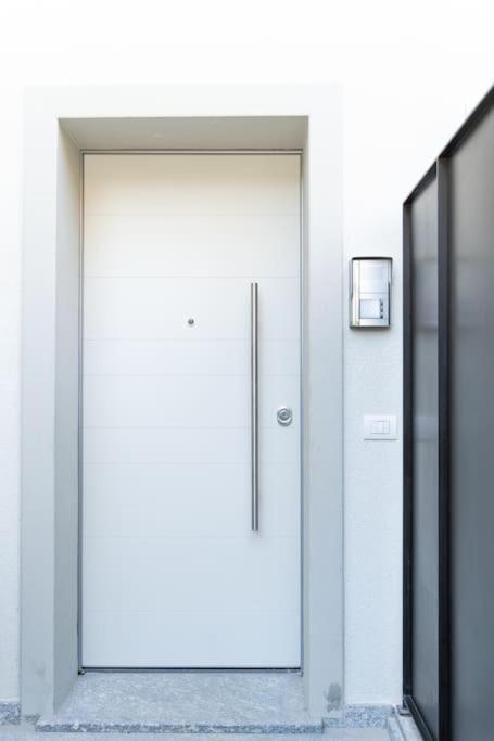 Apartament Elegante Loft A 200 A Metri Dal Duomo Como Zewnętrze zdjęcie